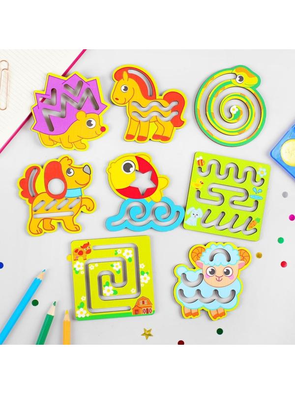 Трафареты для рисования «Животные», рисунок наклеен