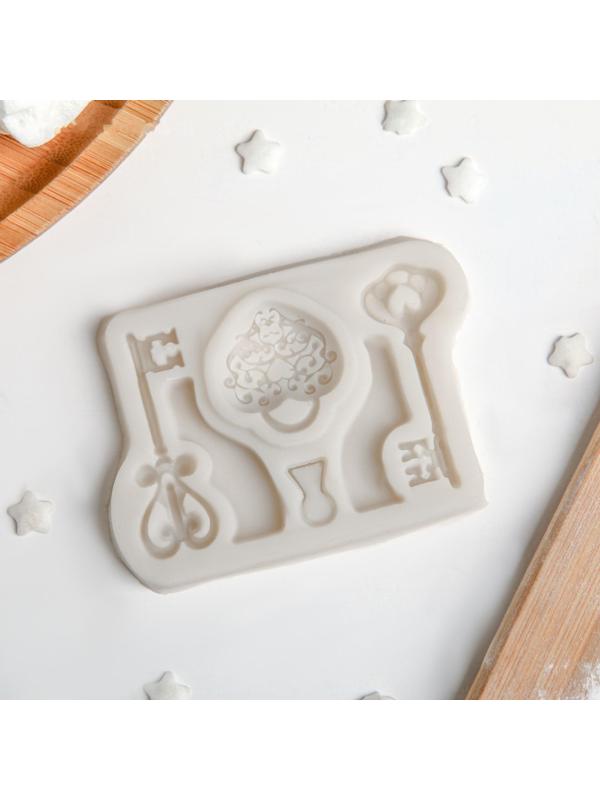 Молд «Ключ от сердца», 8,5×6,8 см, цвет МИКС