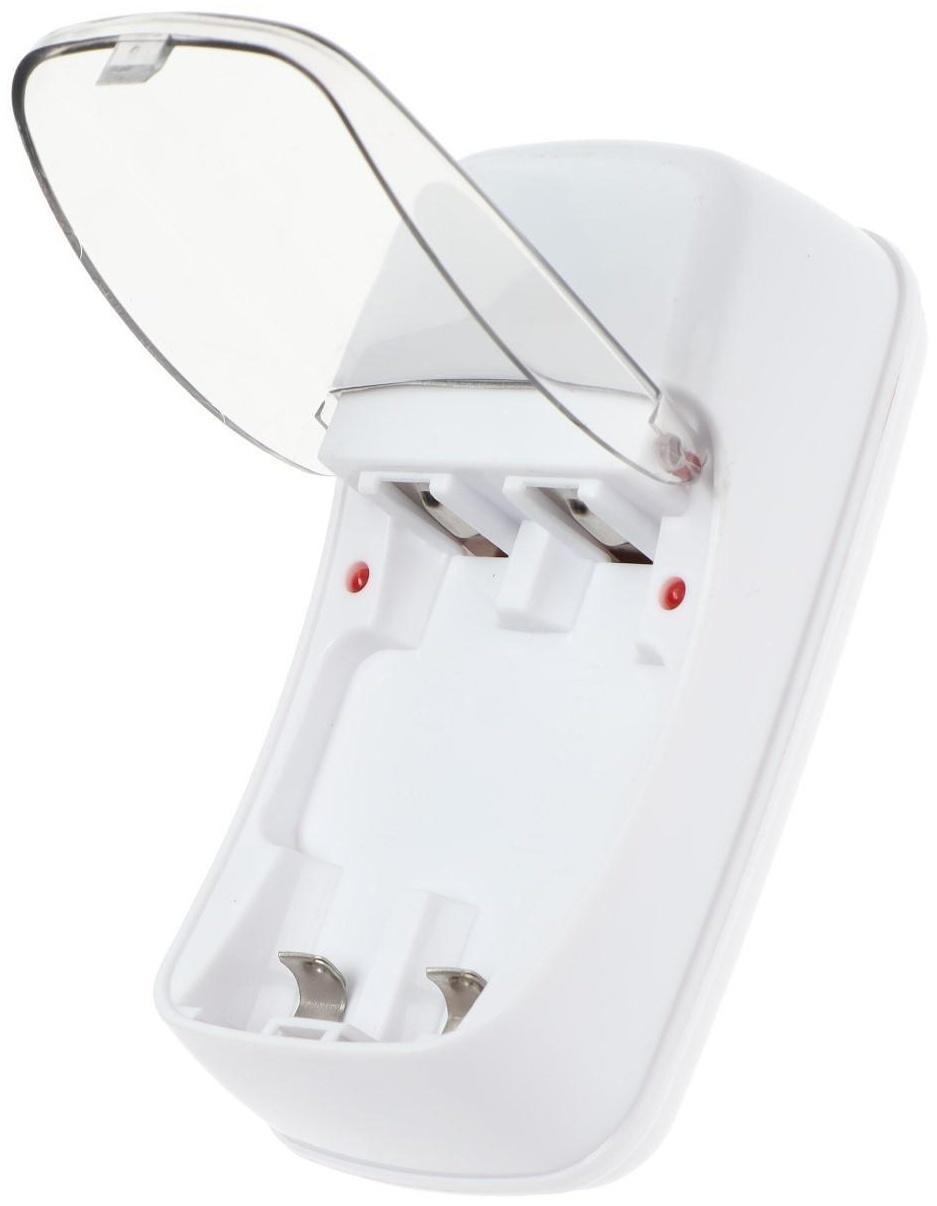 Зарядное устройство для двух АКБ АА или ААА CHR-57, вилка складная, сила заряда 180 мА,белое