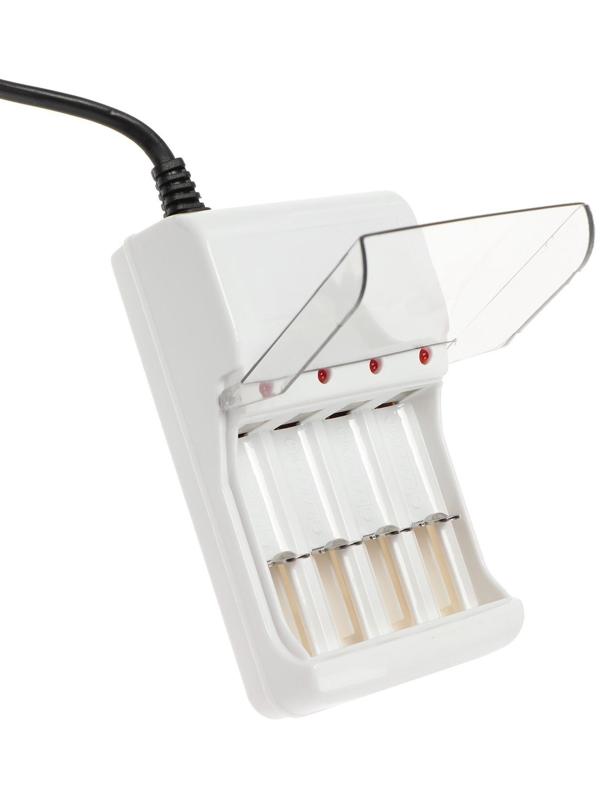 Зарядное устройство для четырех аккумуляторов АА или ААА CHR-56, 1 м,ток заряда 180 мА,белое