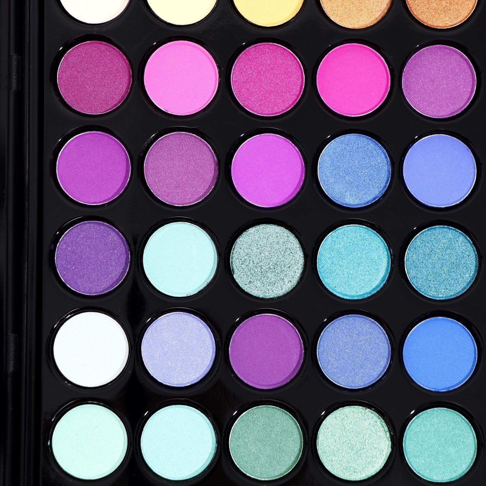 Набор декоративной косметики тени 60 цв., 6 цв румян, 12 бальзамов для губ