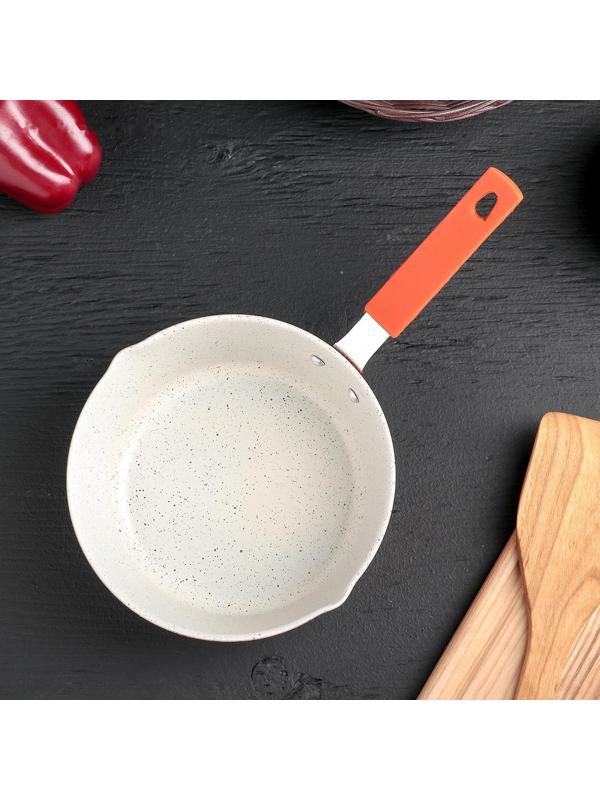 Ковш «Мрамор светлый», 1 л, силиконовая ручка, антипригарное покрытие, цвет МИКС