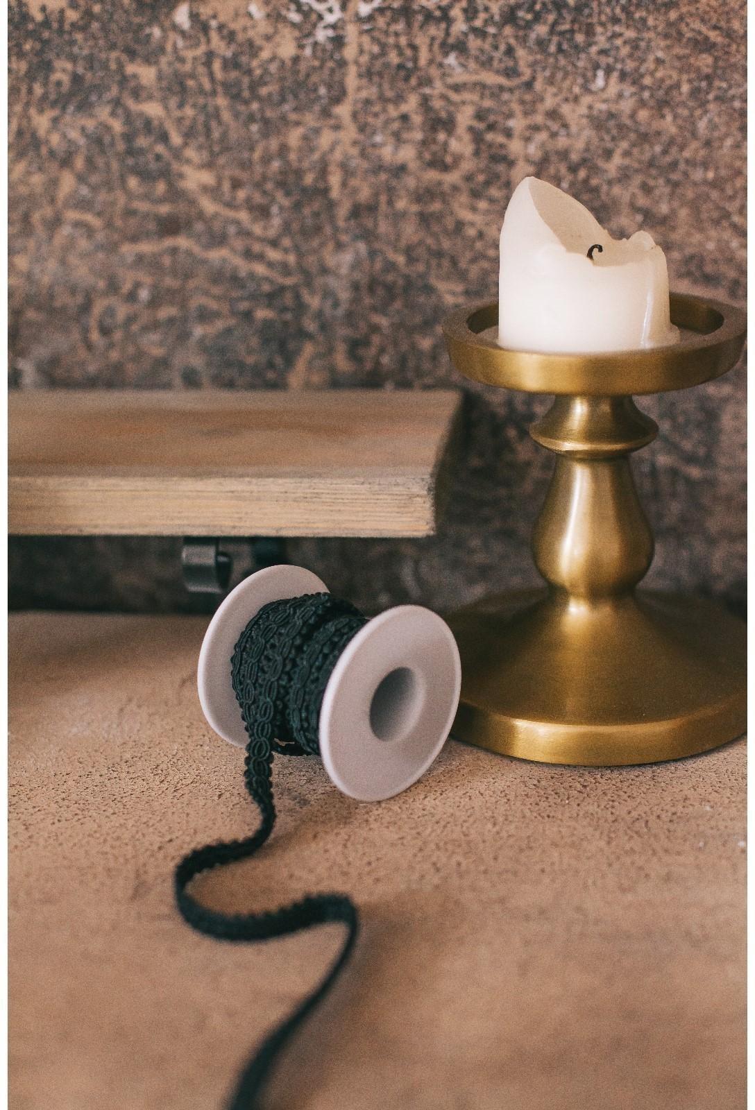 Бобина 6,4 × 6 см, d = 2,4 см, цвет белый