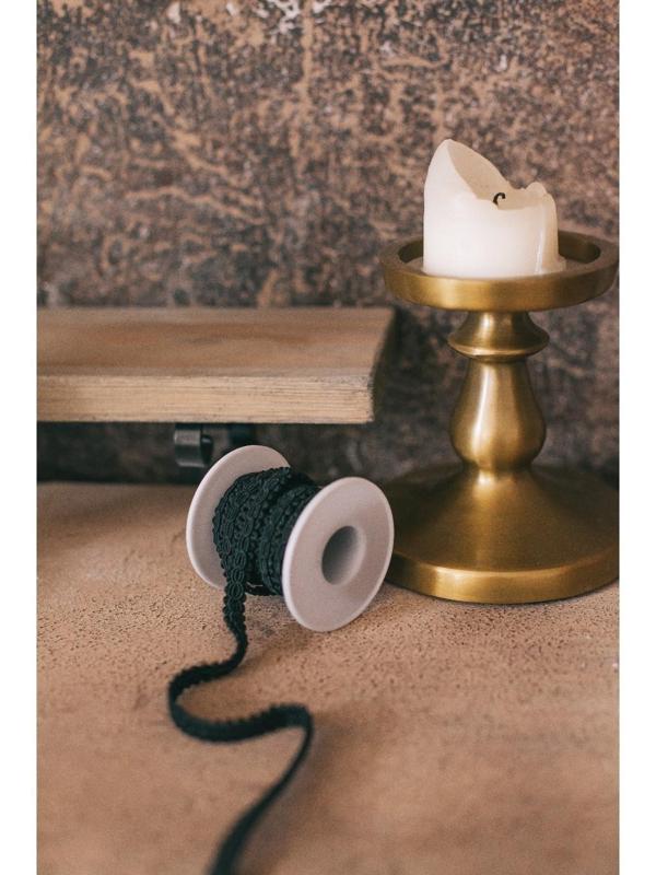 Бобина 6,4 × 6 см, d = 2,4 см, цвет белый