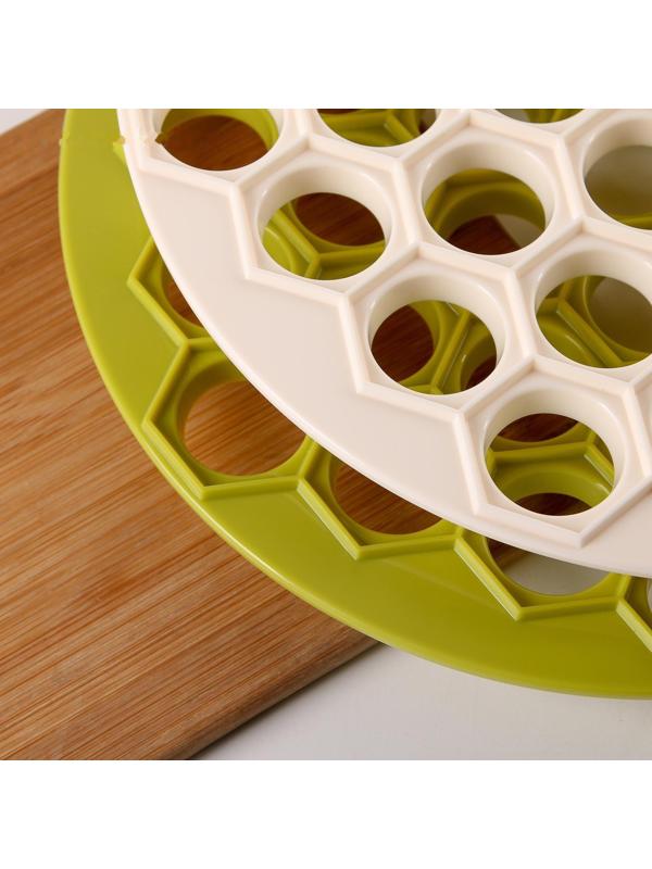 Пельменница, 37 ячеек, d=24,5 см, цвет МИКС