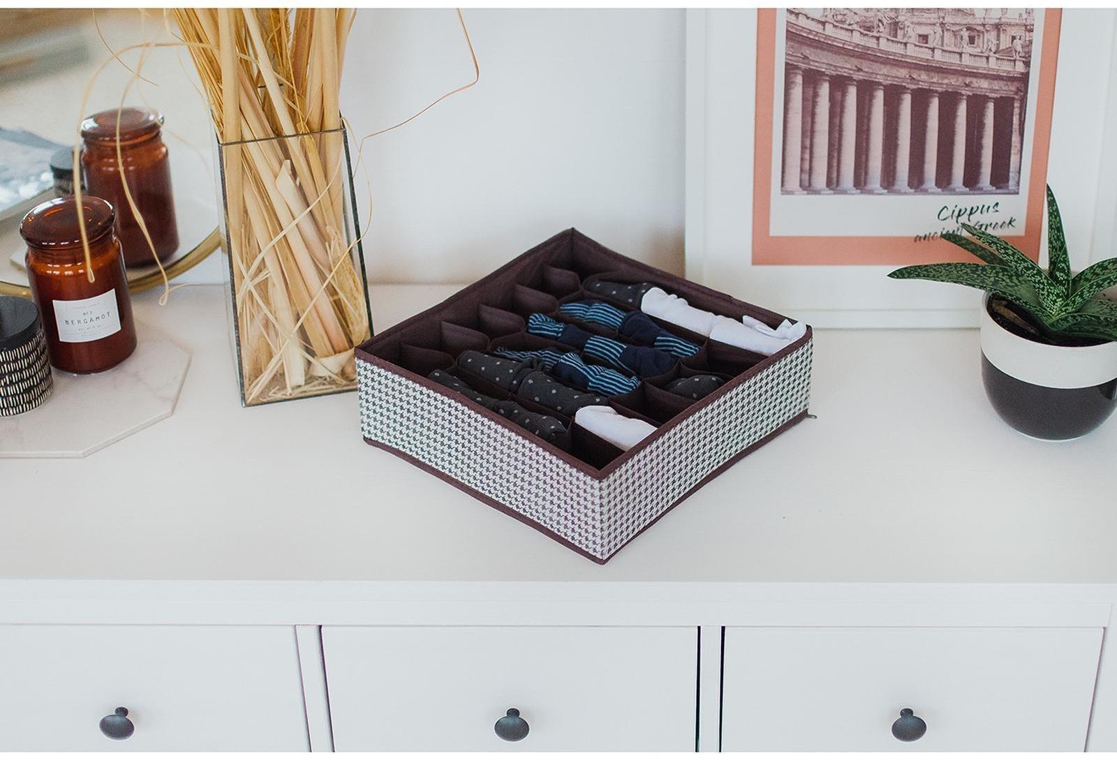 Органайзер для хранения белья Доляна «Вилли», 24 ячейки, 35×30×10 см, цвет бело-коричневый