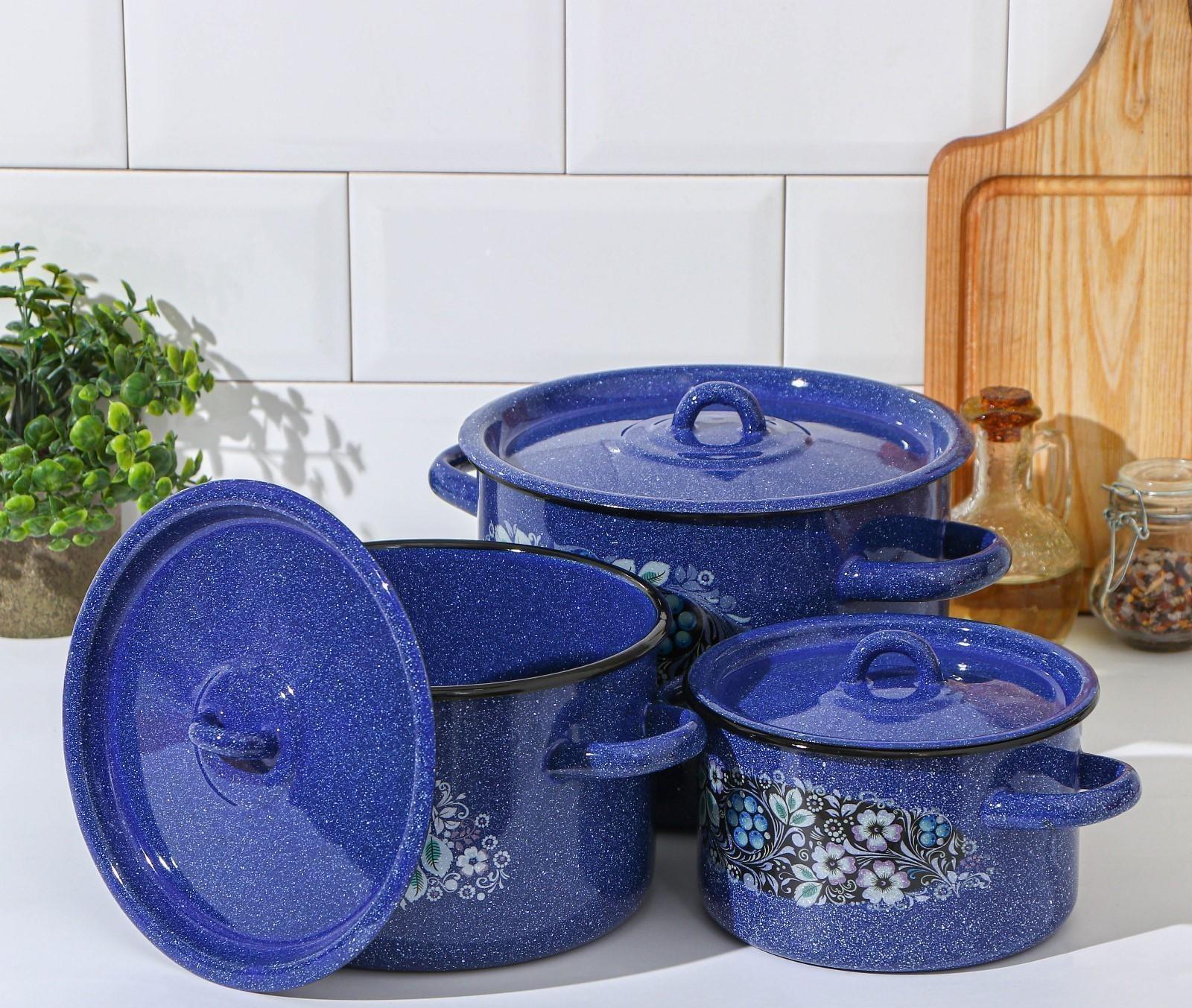 Набор кастрюль «Голубика», 3 предмета: 1,5 л, 2,9 л, 4,5 л, эмалированные крышки, индукция, цвет синий