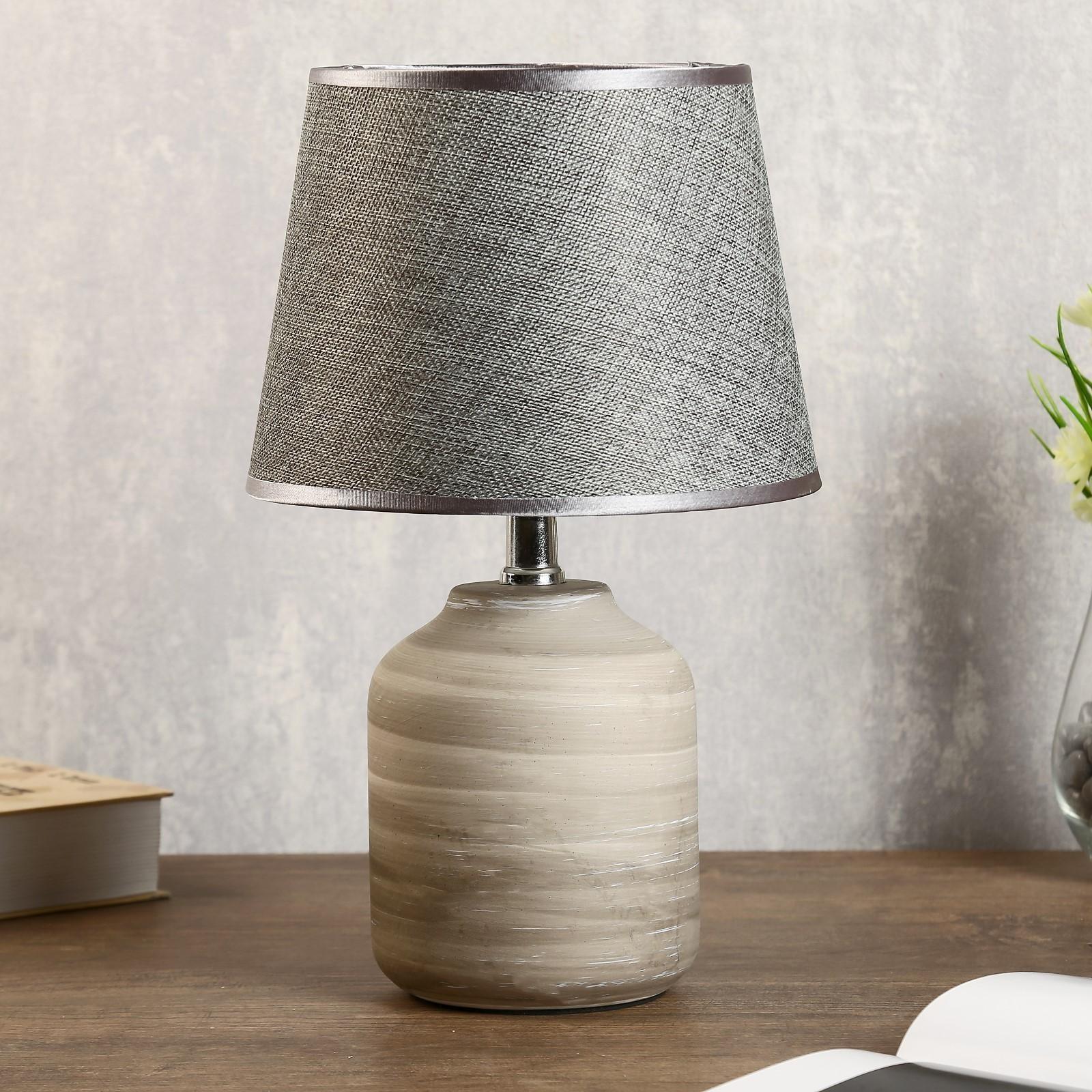 Лампа настольная 