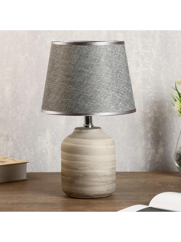 Лампа настольная 