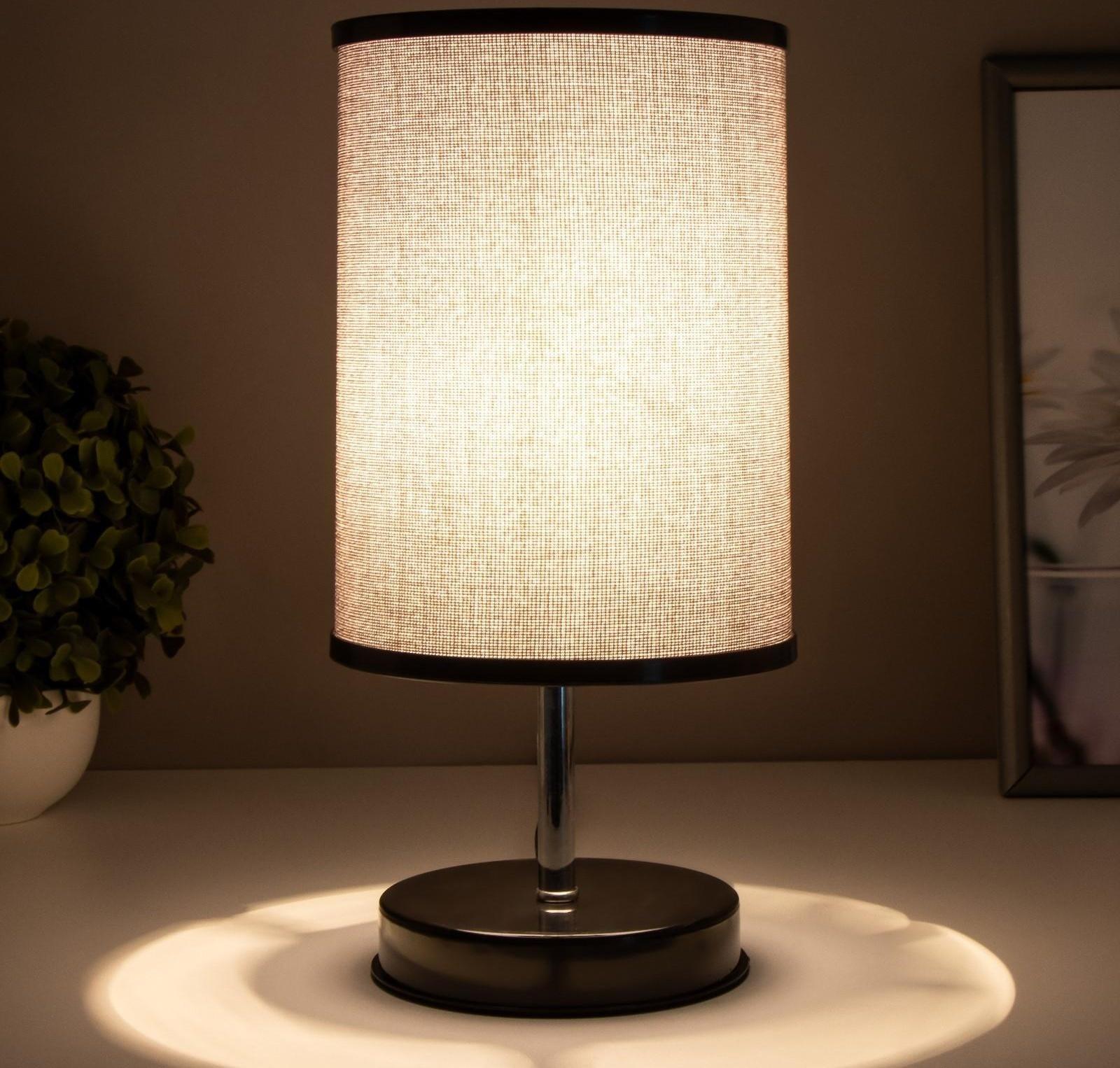 Лампа настольная 