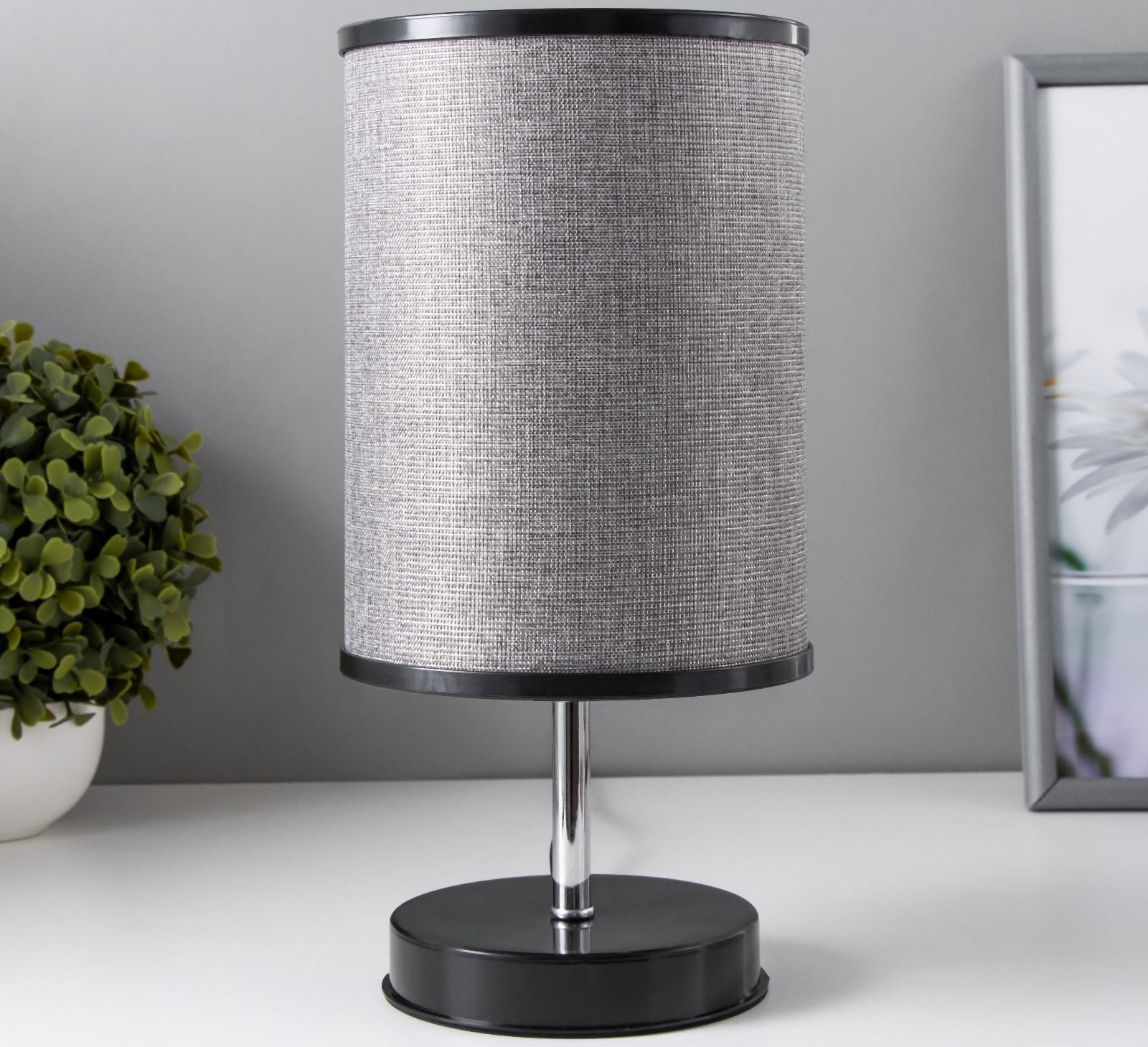 Лампа настольная 