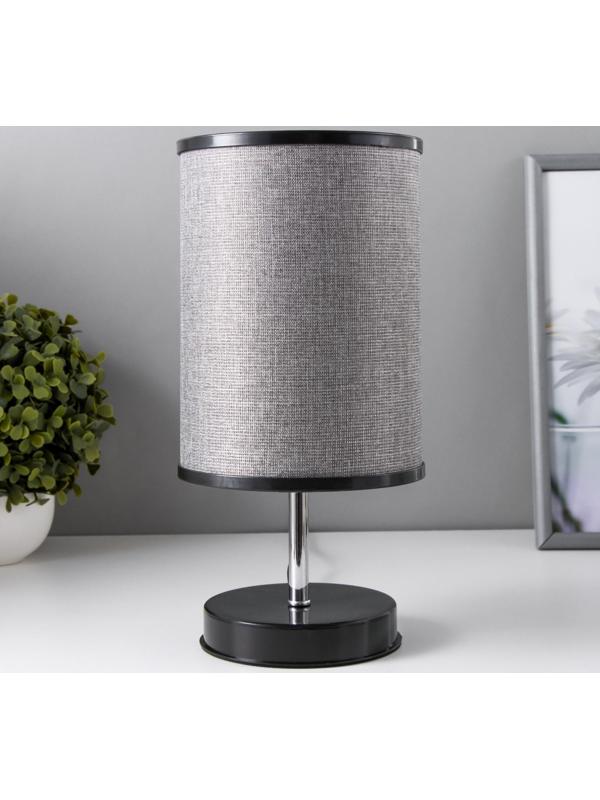 Лампа настольная 