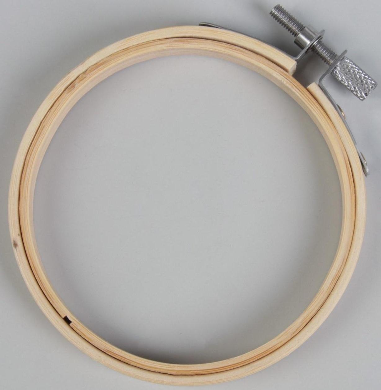 Пяльцы для вышивания, d = 8,3 см, цвет светлое дерево