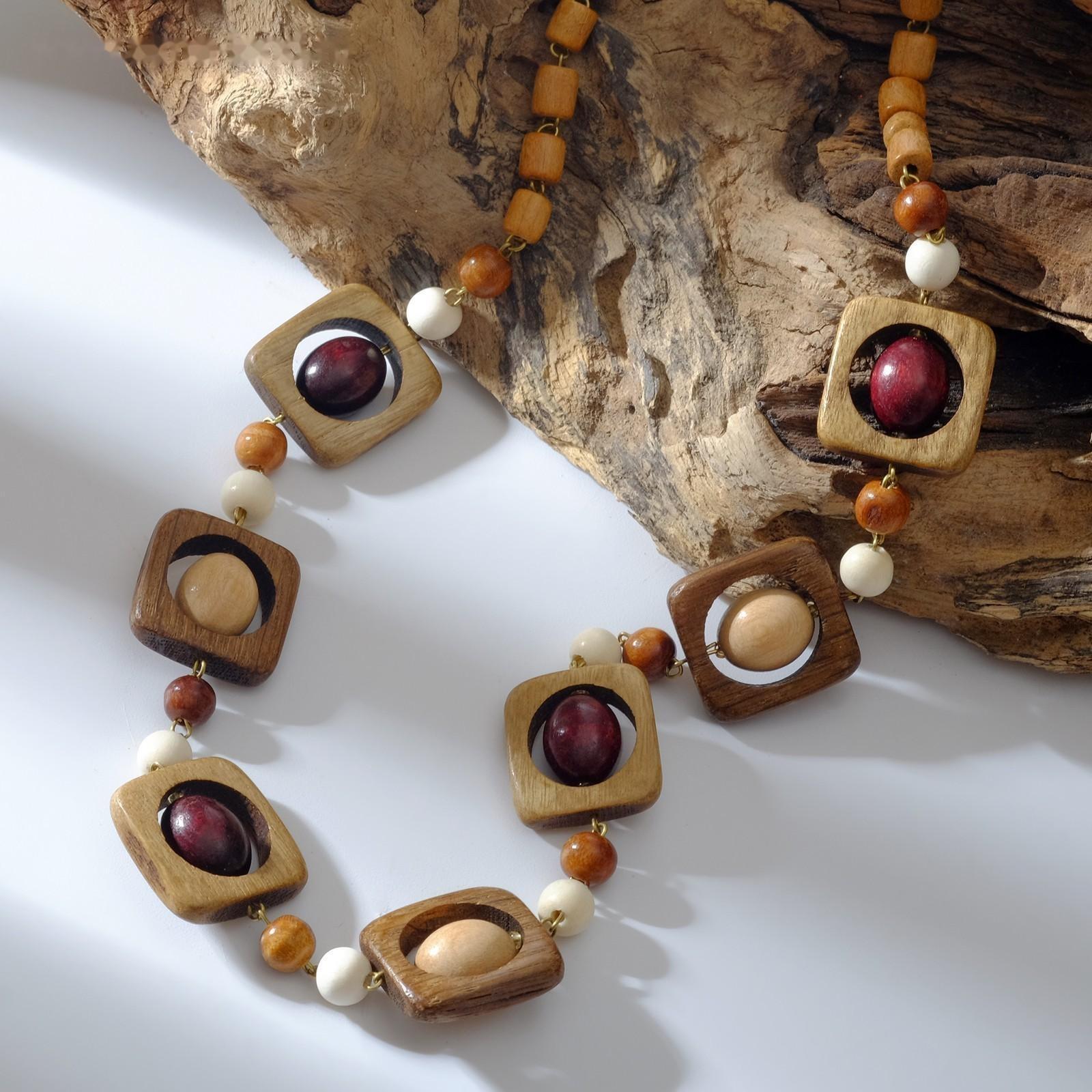 Колье ручная работа, деревянное 