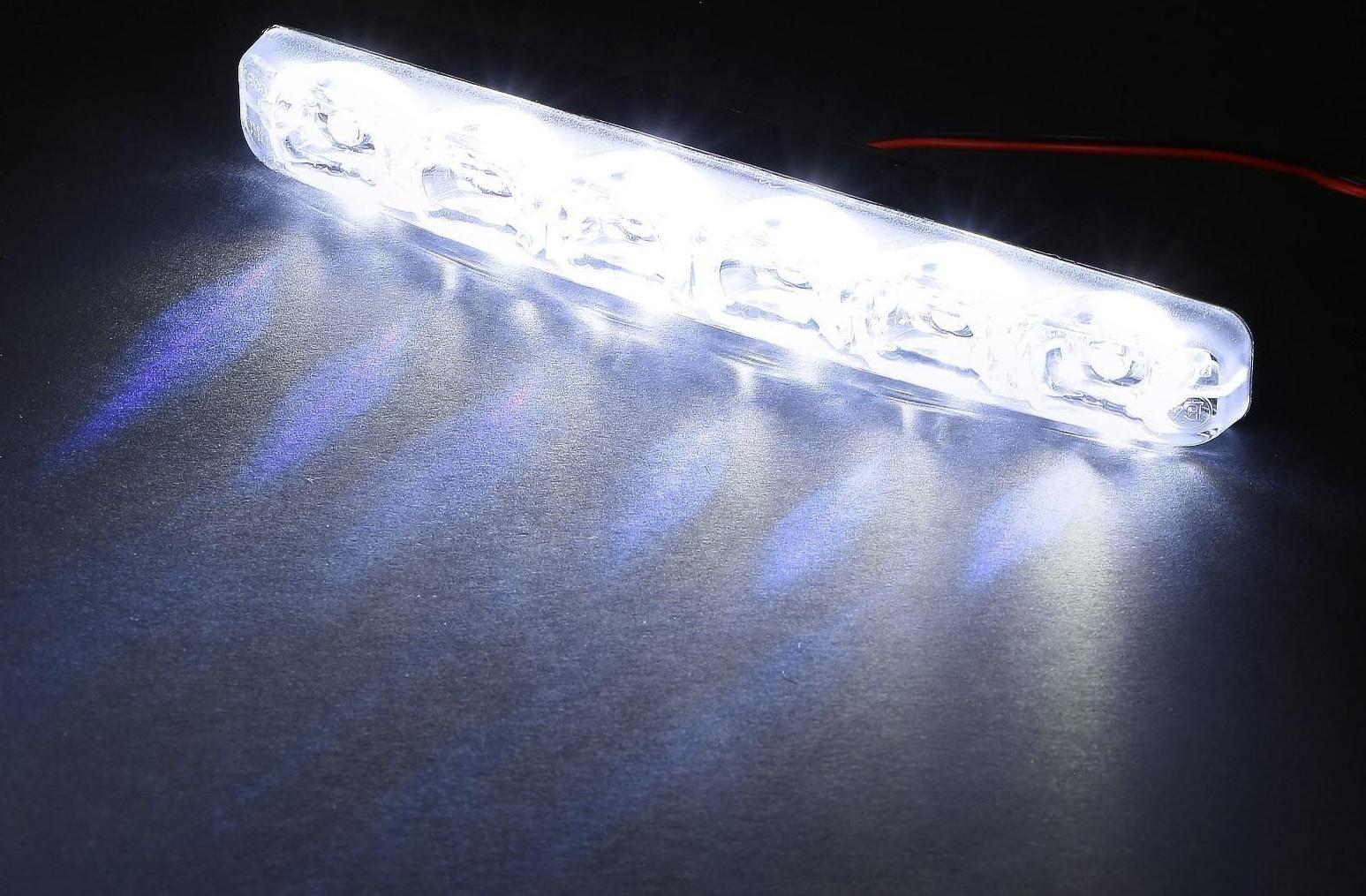 Дневные ходовые огни Skyway, 12 В, 6 диодов, 6 Вт, 155х35х20 мм, набор 2 шт