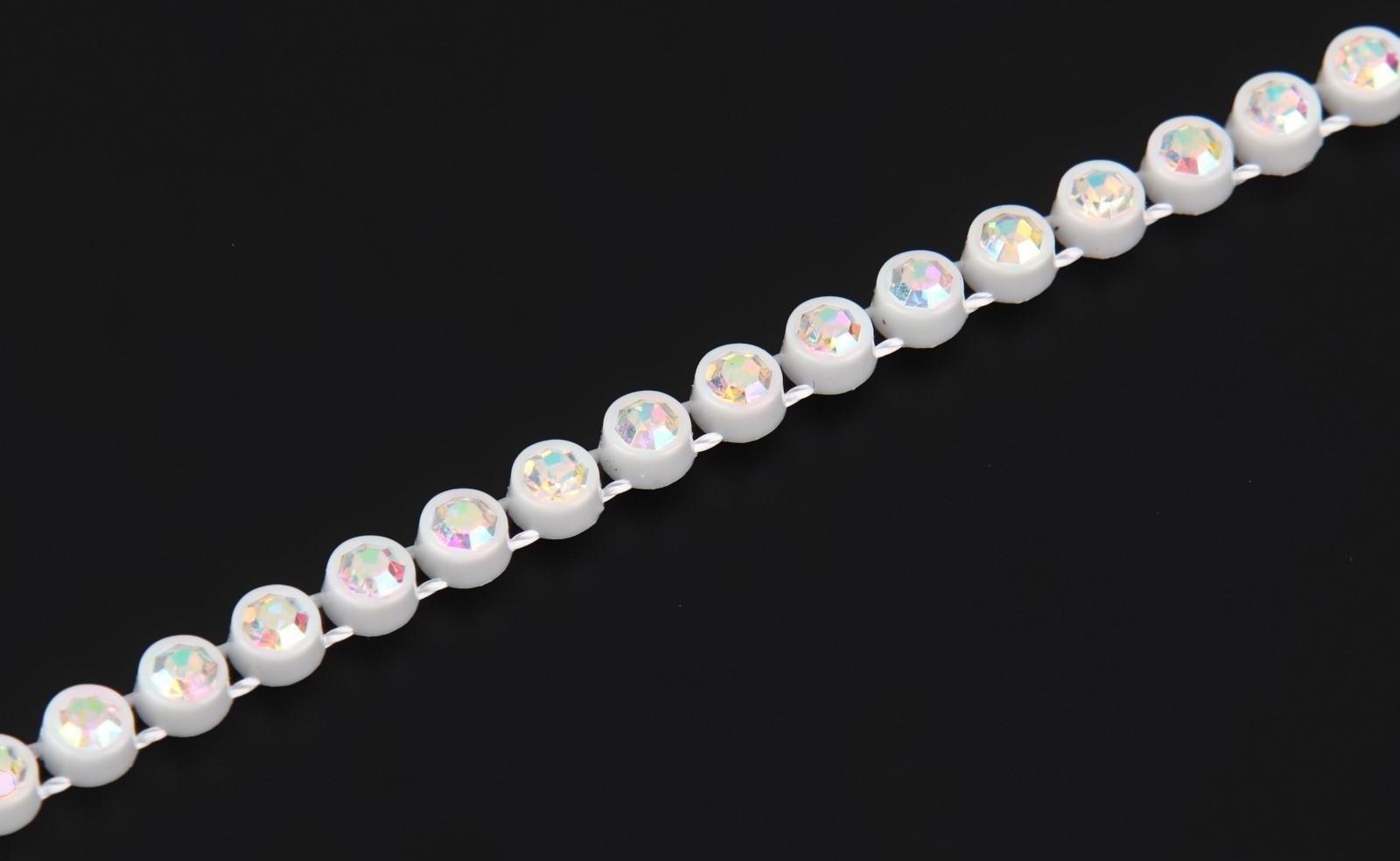 Стразы на нитях, с голографией, 3 мм, 9 ± 1 м, цвет белый