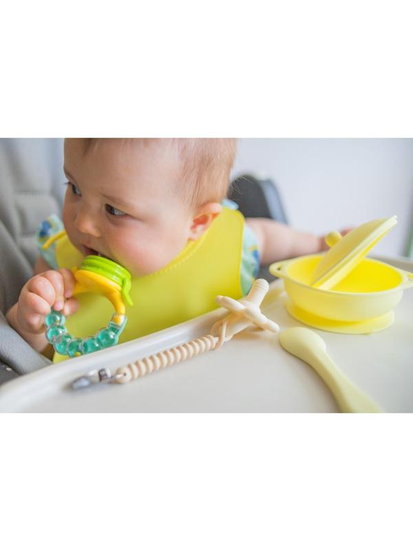 Ниблер для прикорма, с силиконовой сеточкой, ручка-погремушка, цвет зеленый