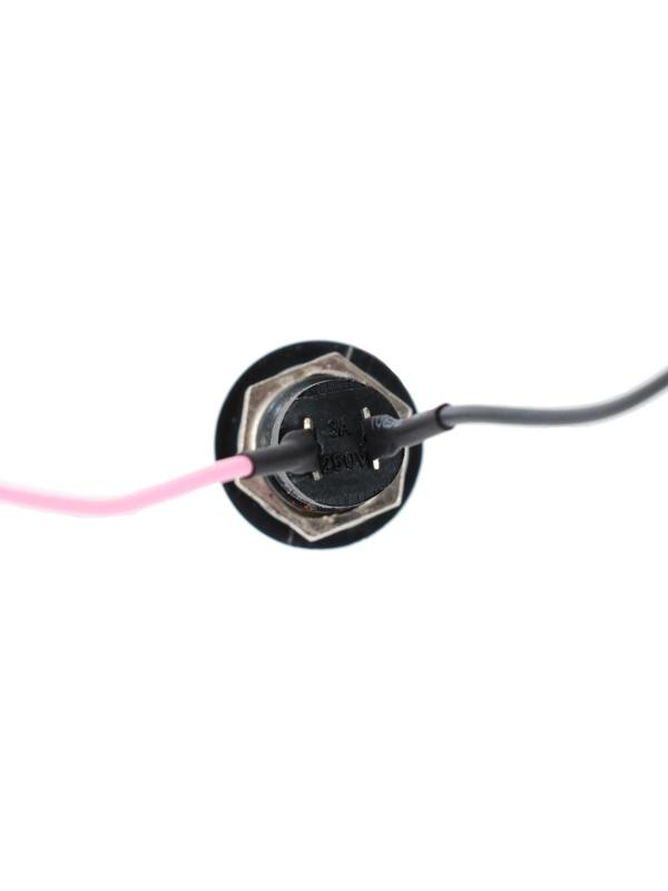 Выключатель кнопочный с фиксацией, d 1.5 см, провод 10 см, зеленый