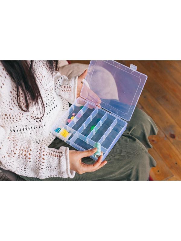 Органайзер для рукоделия, со съёмными ячейками, 20 отделений, 22,5 × 18 × 4 см, цвет прозрачный