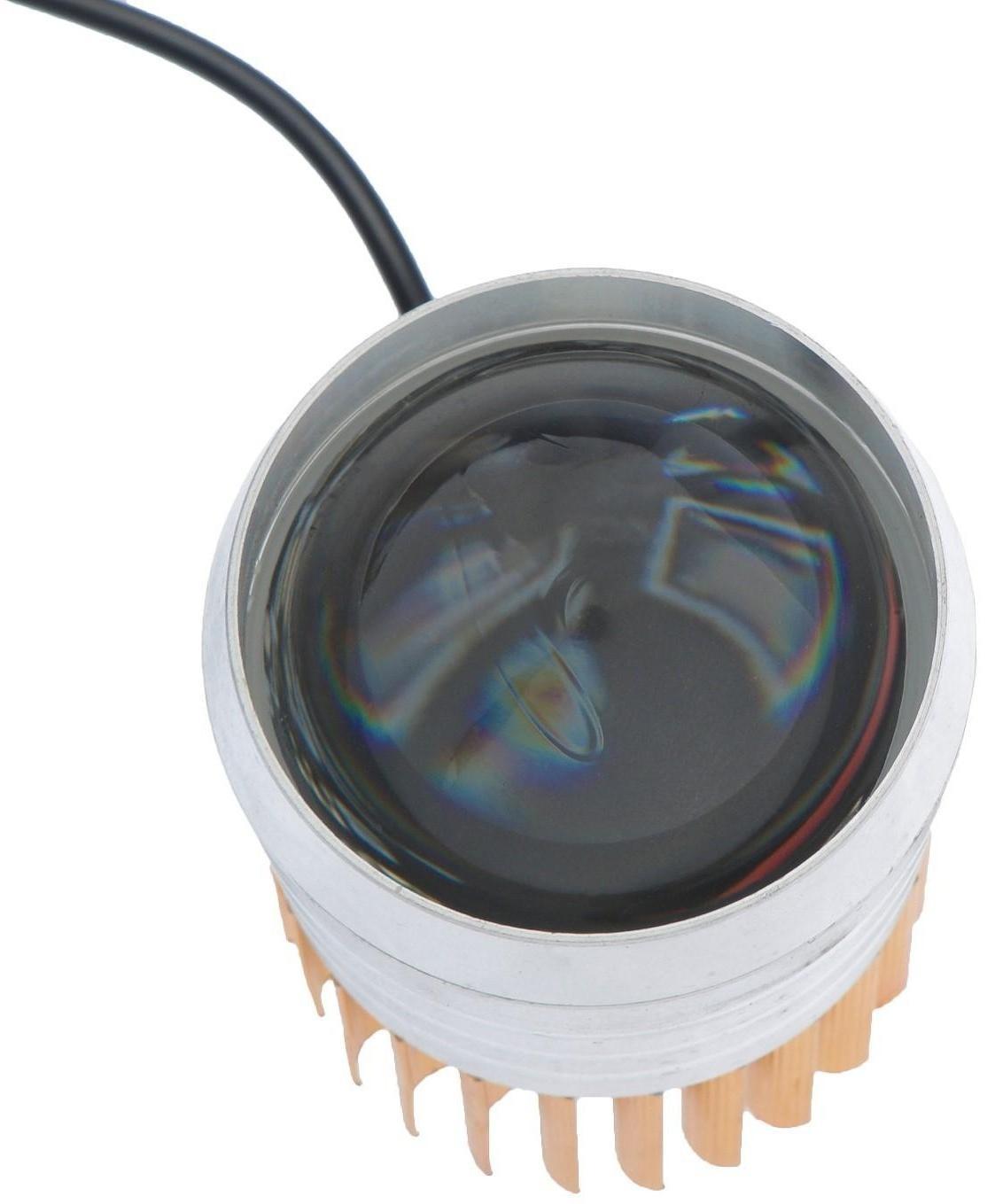 Светодиодная LED фара, IP67, 10Вт, направленный линзованный свет