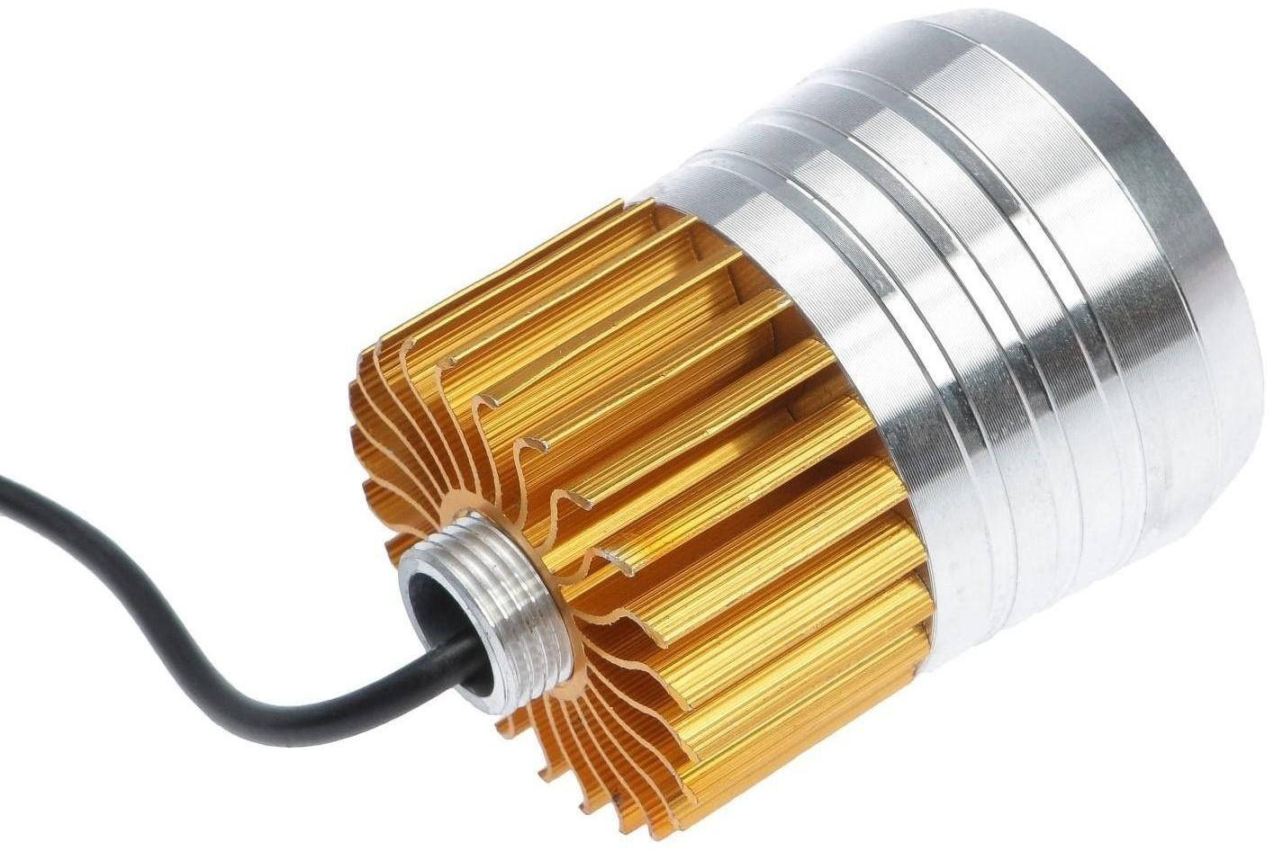 Светодиодная LED фара, IP67, 10Вт, направленный линзованный свет