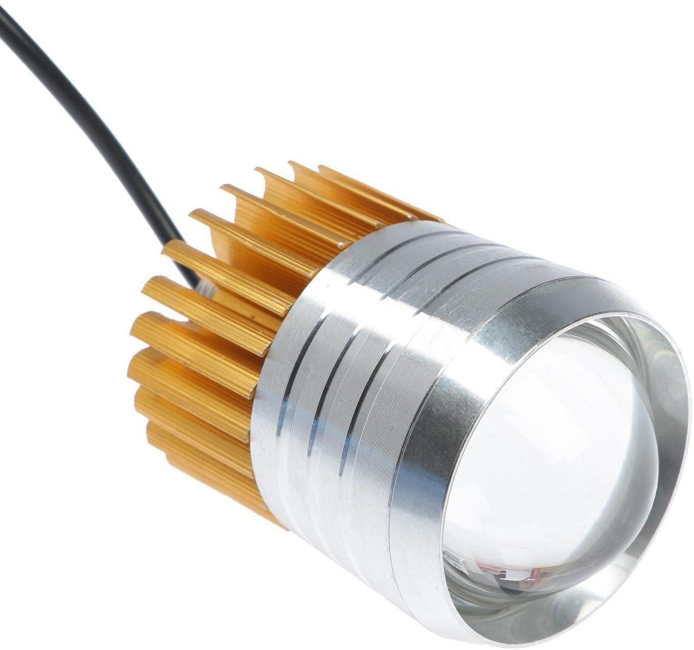 Светодиодная LED фара, IP67, 10Вт, направленный линзованный свет