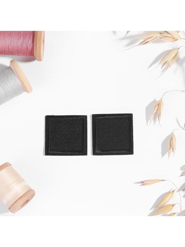 Заплатка для одежды «Квадрат», 2,6 × 2,6 см, термоклеевая, цвет чёрный