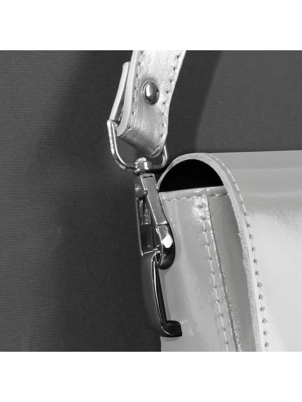 Ручка для сумки, с карабинами, 60 × 2 см, цвет серебряный