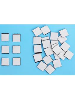 Липучка на клеевой основе «Квадрат», набор 30 шт., размер 1 шт. 2 × 2 см, цвет чёрный
