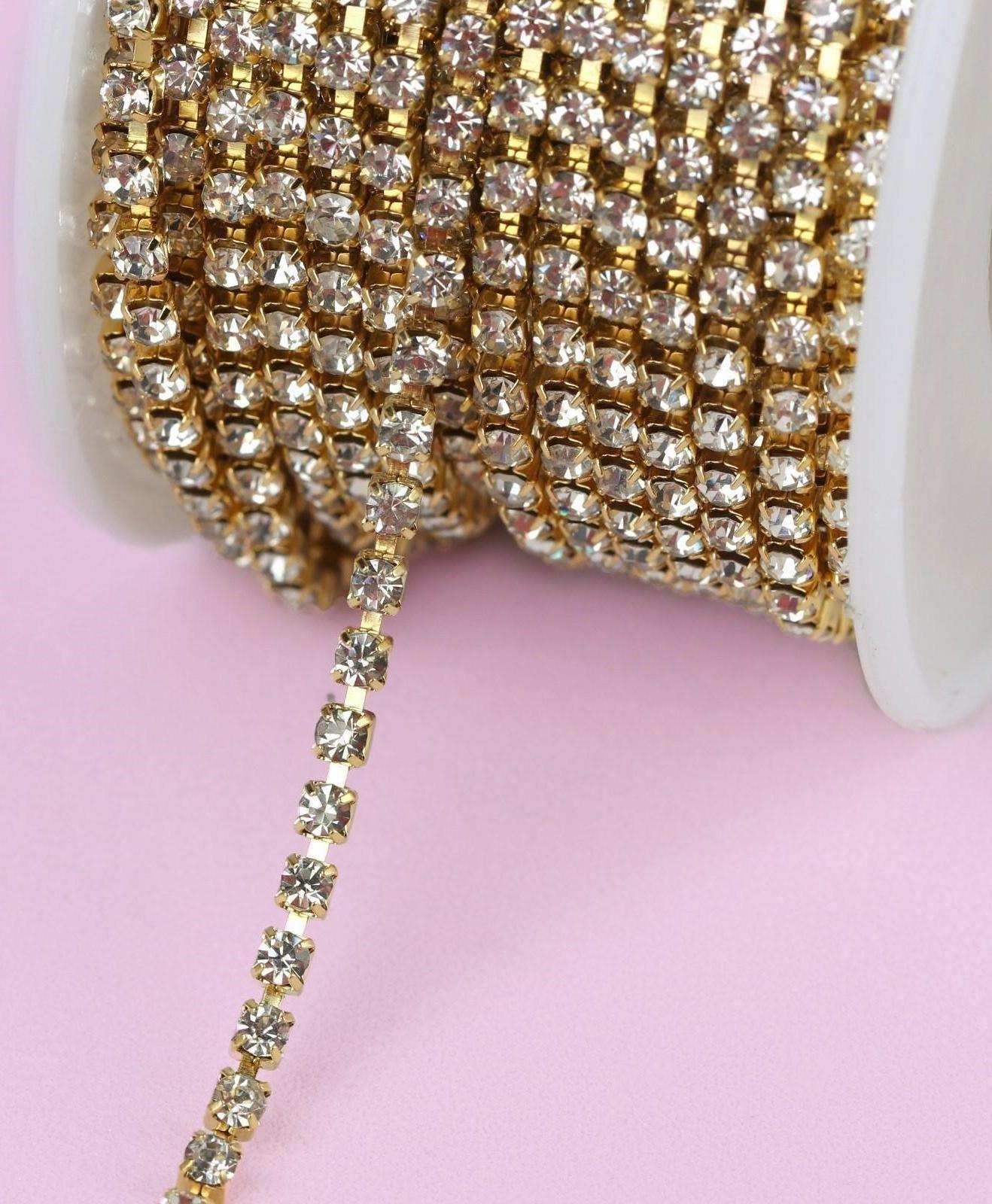 Цепь со стразами, 2 мм, 9 ± 1 м, цвет золотой