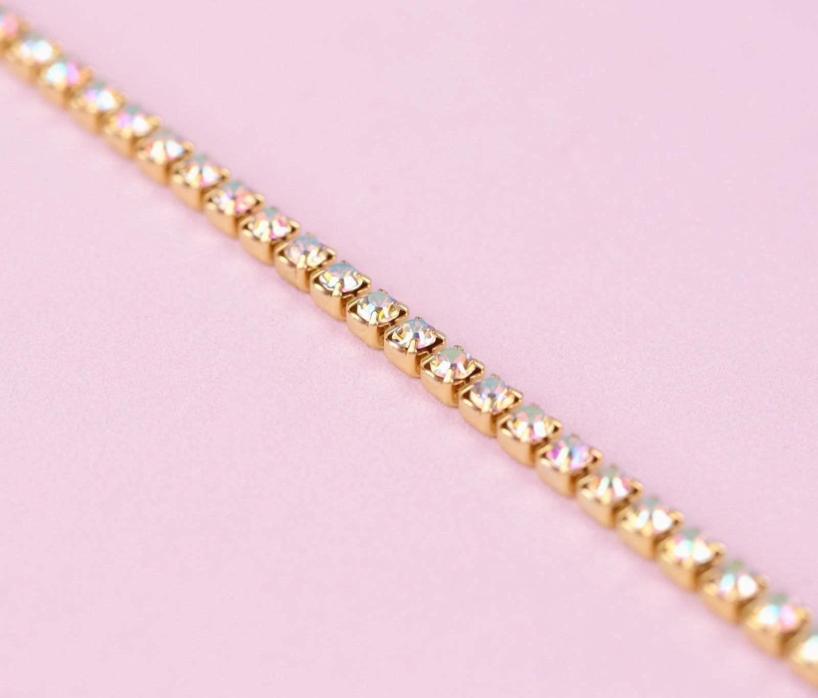 Цепь со стразами, с голографией, 2,5 мм, 9 ± 1 м, цвет золотой