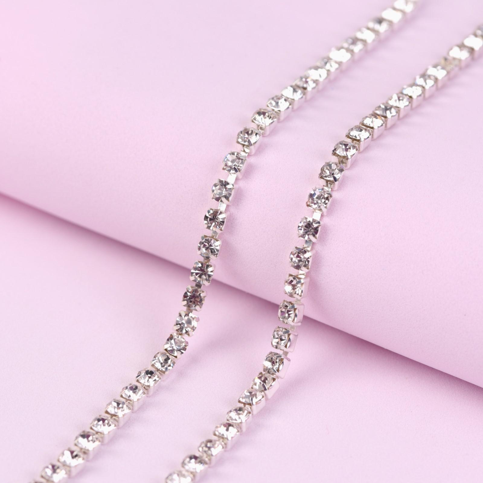 Цепь со стразами, 3,5 мм, 9 ± 1 м, цвет серебряный