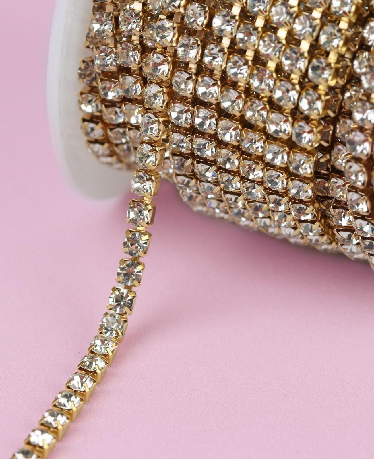 Цепь со стразами, 3,5 мм, 9 ± 1 м, цвет золотой