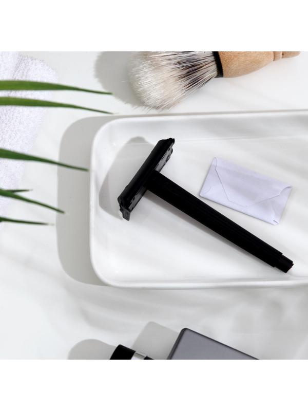 Бритвенный станок LuazOn, 1 сменное лезвие, пластик, 1 шт.