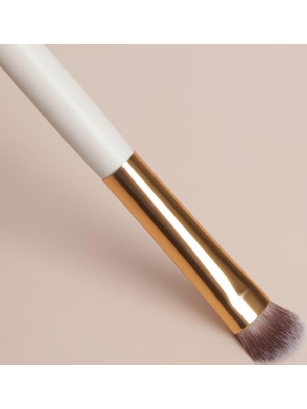 Кисть для макияжа «White», 17,5 см, цвет белый