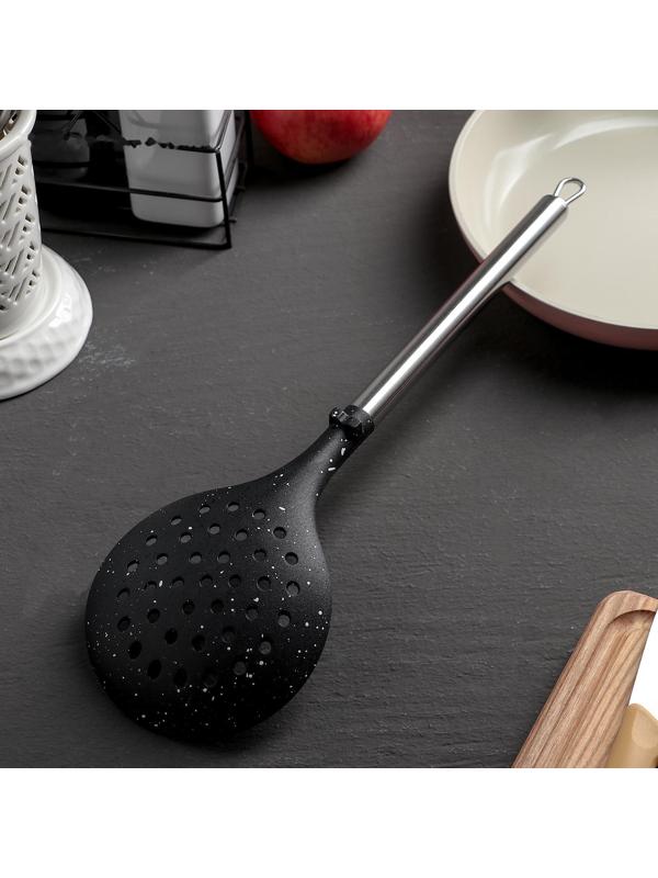 Ложка с прорезями Доляна «Фернан», 34 см, цвет чёрный