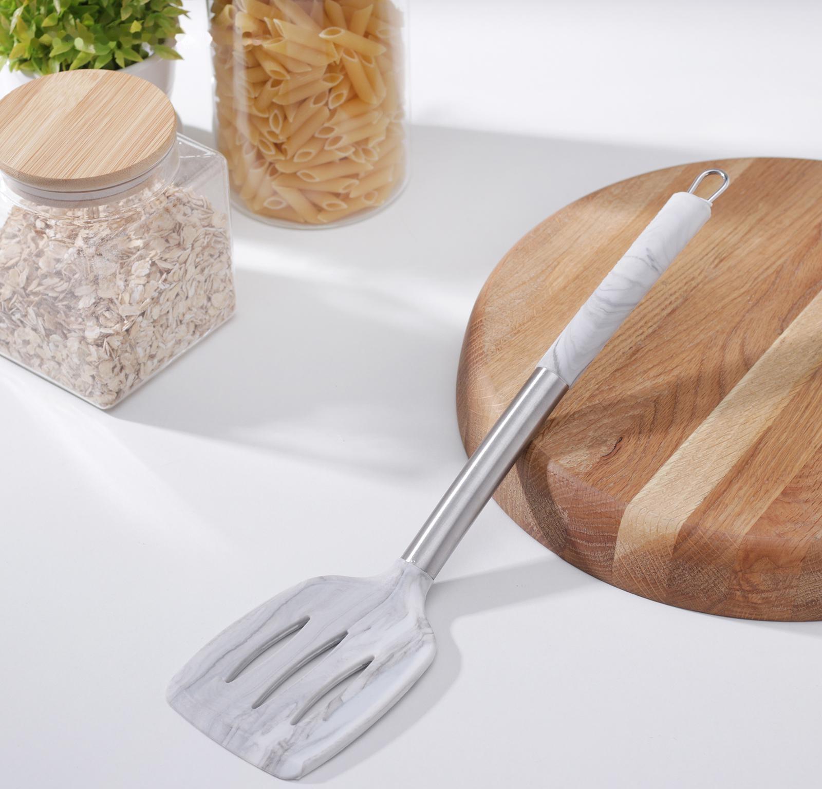 Лопатка с прорезями Доляна «Шанти», 34,5 см, цвет серый