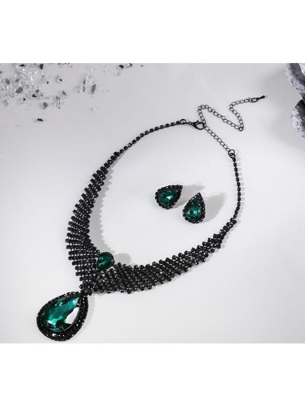 Набор 2 предмета: серьги, колье 