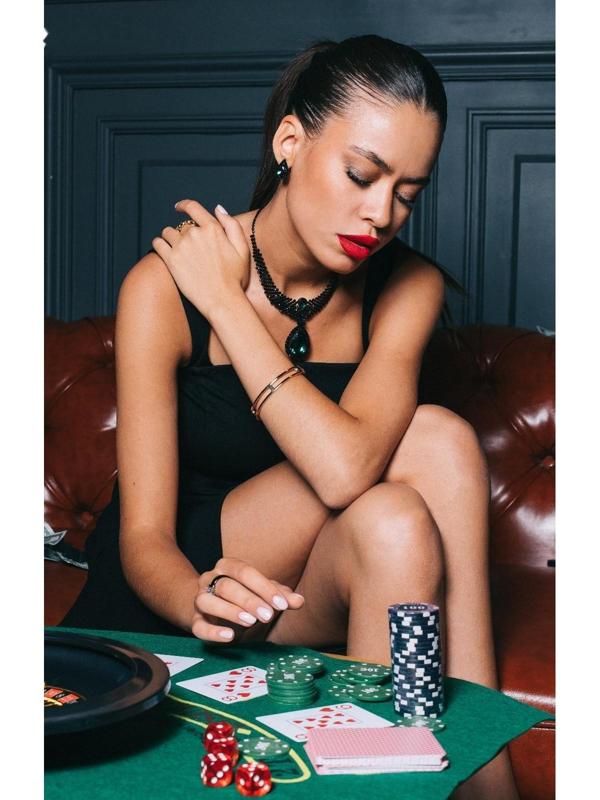 Набор 2 предмета: серьги, колье 