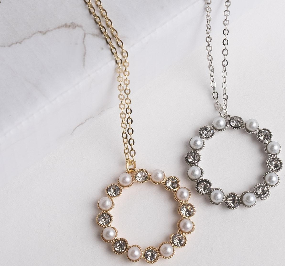 Гарнитур 2 предмета: серьги, кулон 