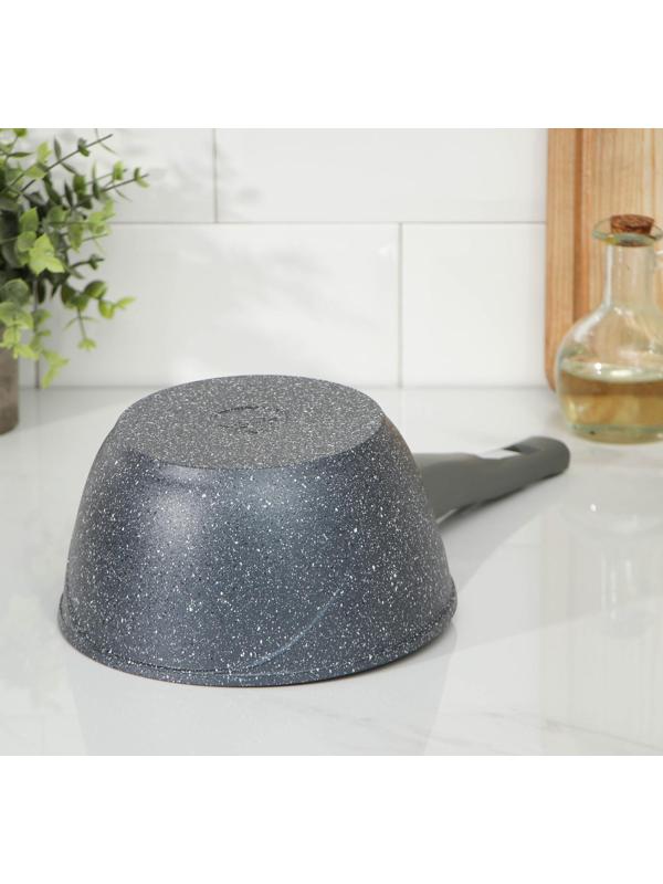 Набор посуды №1 «Гранит», 3 предмета: сковорода d=26 см, ковш 1,7 л, кастрюля 5 л, крышки, антипригарное покрытие