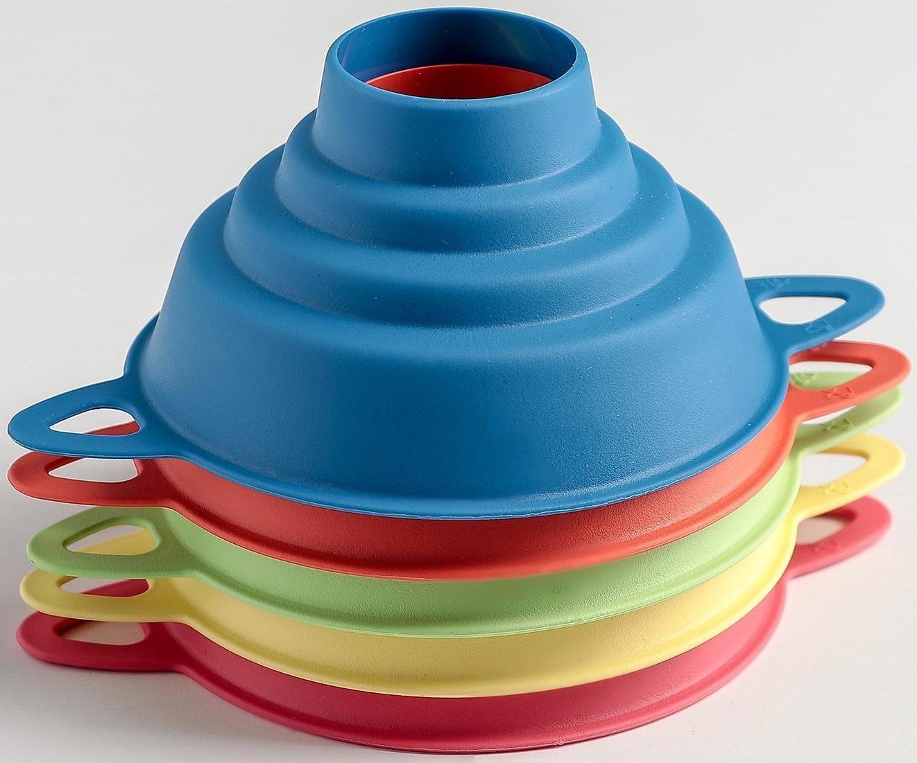 Воронка для банок 4 диаметра, верхний d=10 см, цвет МИКС