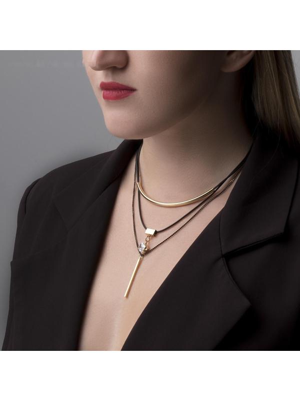 Кулон на шнурке 