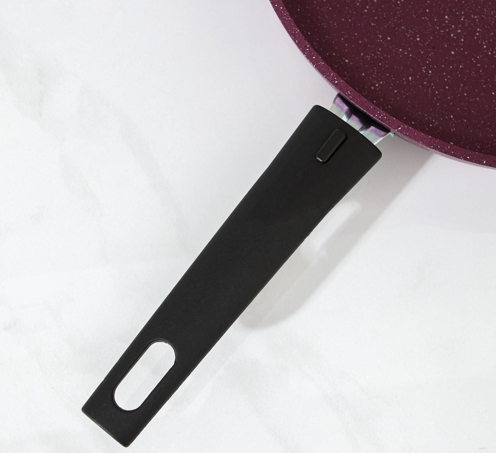 Сковорода Trendy style, d=26 см, съёмная ручка, антипригарное покрытие, цвет фиолетовый