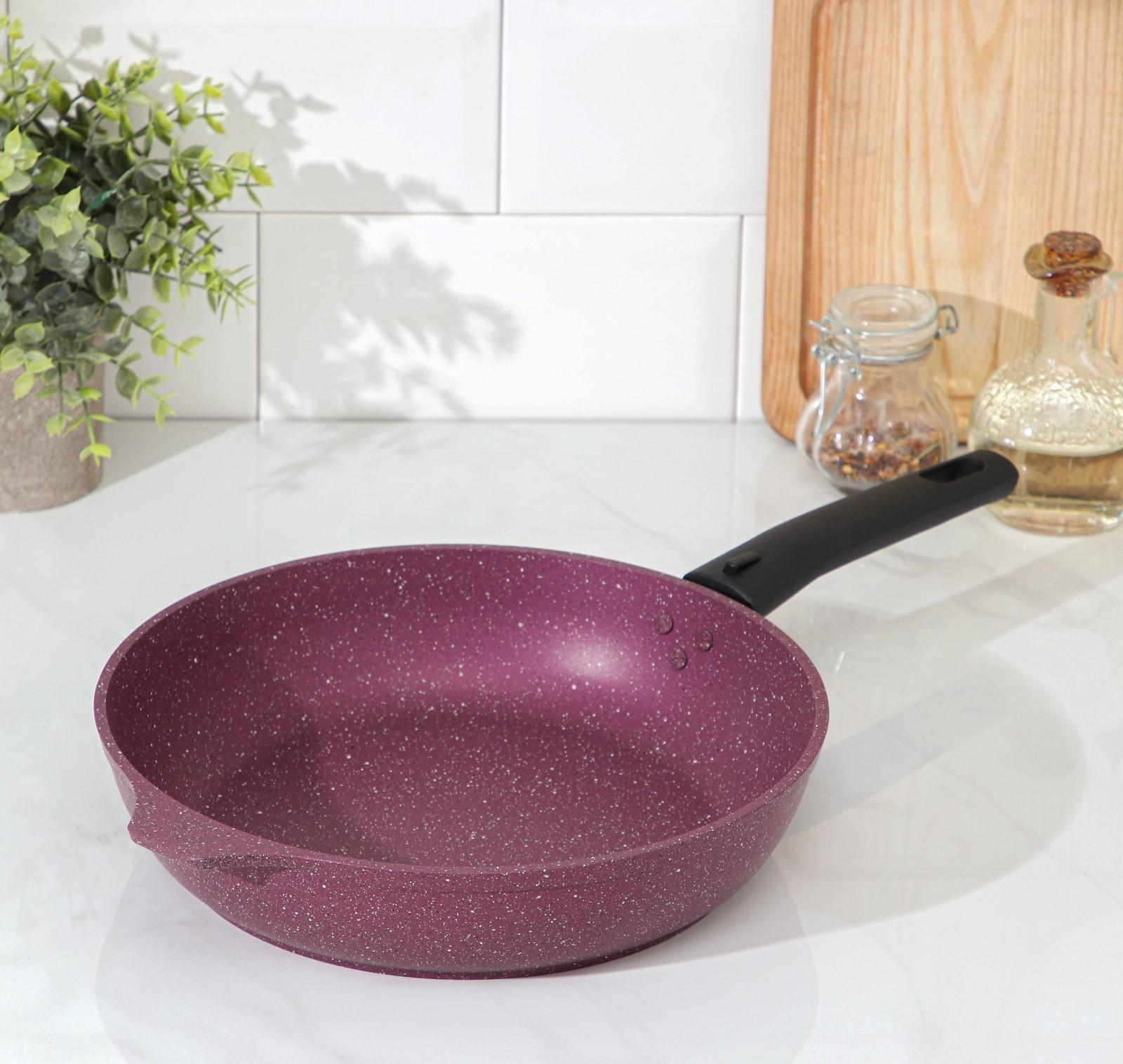 Сковорода Trendy style, d=26 см, съёмная ручка, антипригарное покрытие, цвет фиолетовый