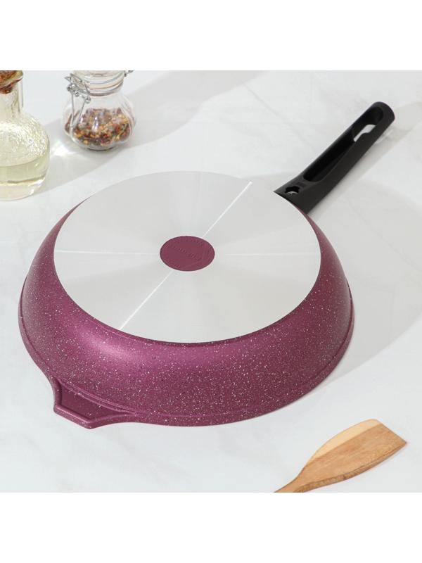 Сковорода Trendy style, d=26 см, съёмная ручка, антипригарное покрытие, цвет фиолетовый