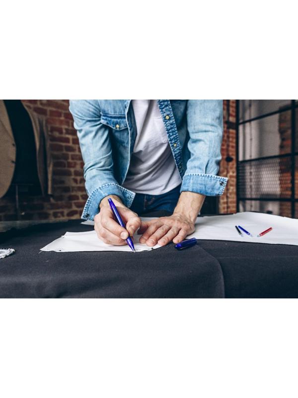 Ручка для ткани термоисчезающая, с набором стержней, цвет белый/розовый/чёрный/синий