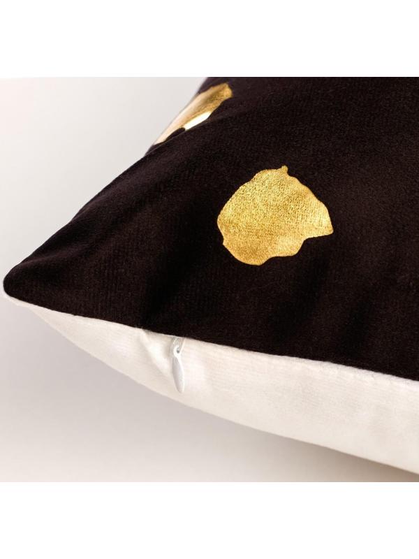 Подушка декоративная Этель «Горошек чёрный», 40х40 см, велюр, 100% п/э