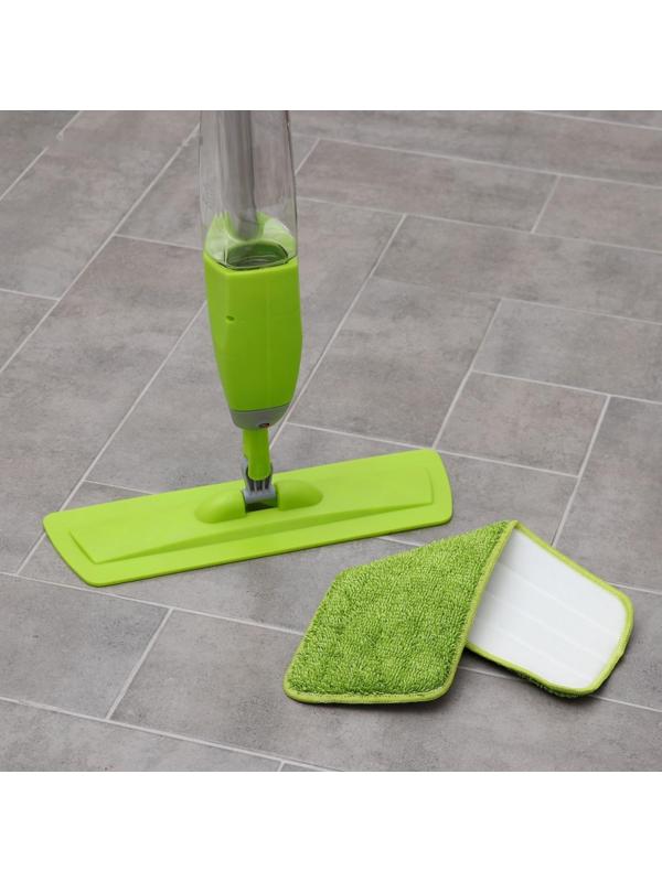 Швабра для мытья пола с распылителем Доляна, насадка из микрофибры 40×14 см, металлическая ручка 125 см, цвет МИКС