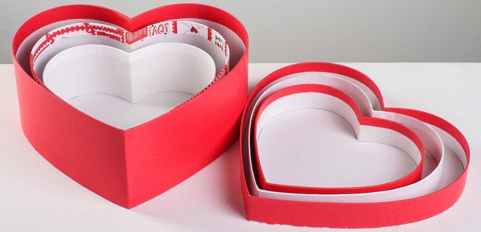 Набор подарочных коробок 3 в 1 «Любовь повсюду», 16 × 14 × 6 см‒22 × 20 × 9 см